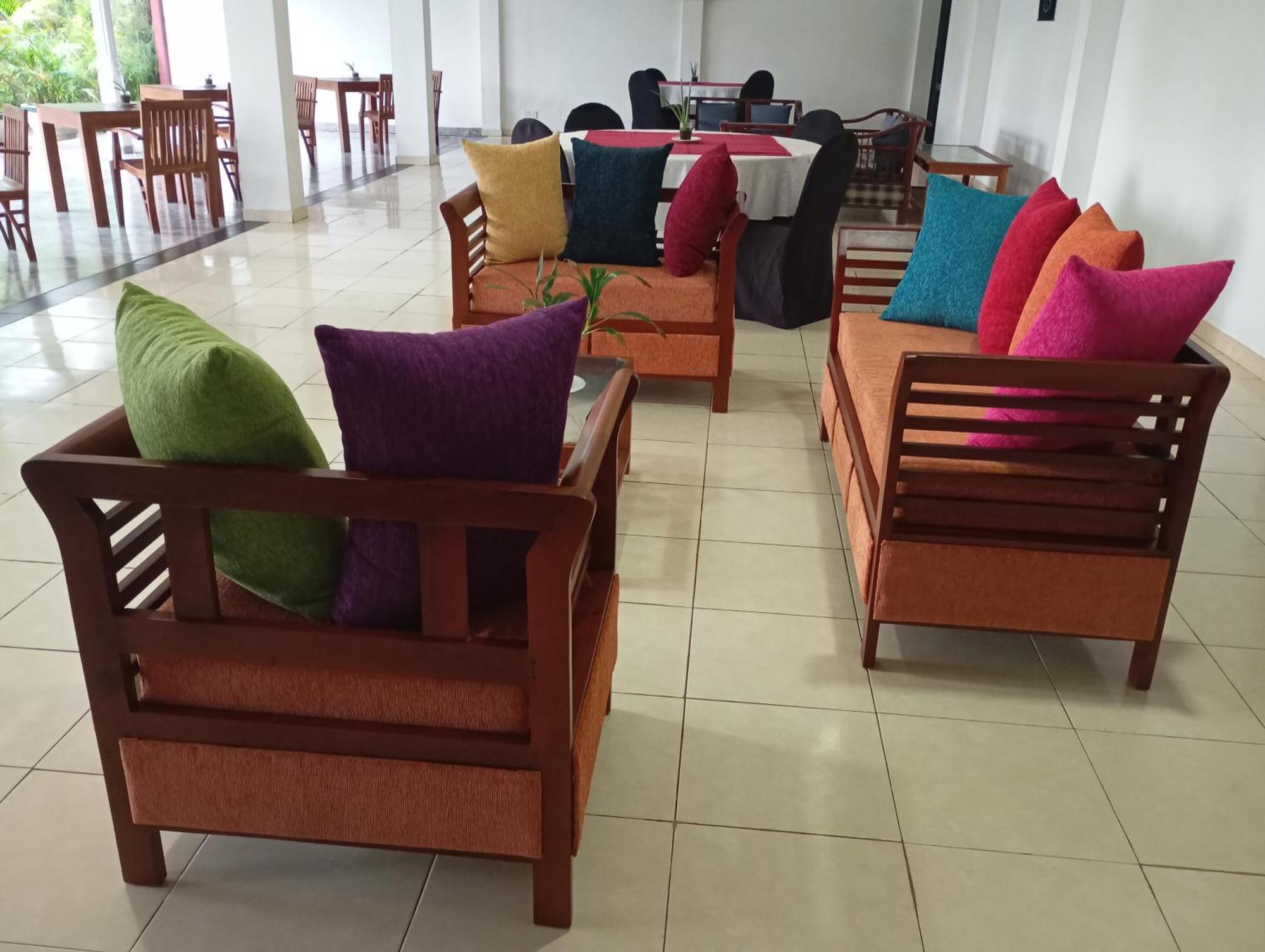 Larn'S Villa Hotel & Apartment Wadduwa Exteriér fotografie