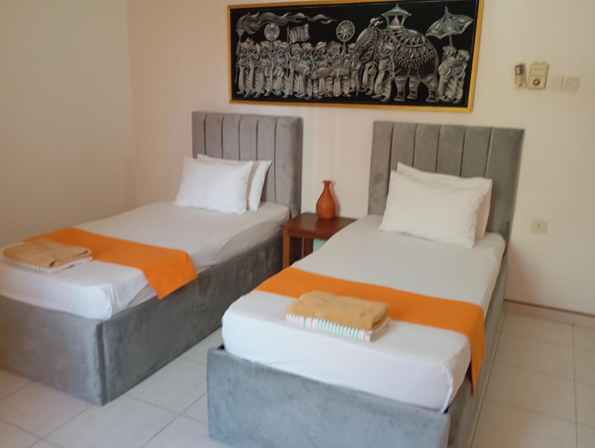 Larn'S Villa Hotel & Apartment Wadduwa Exteriér fotografie